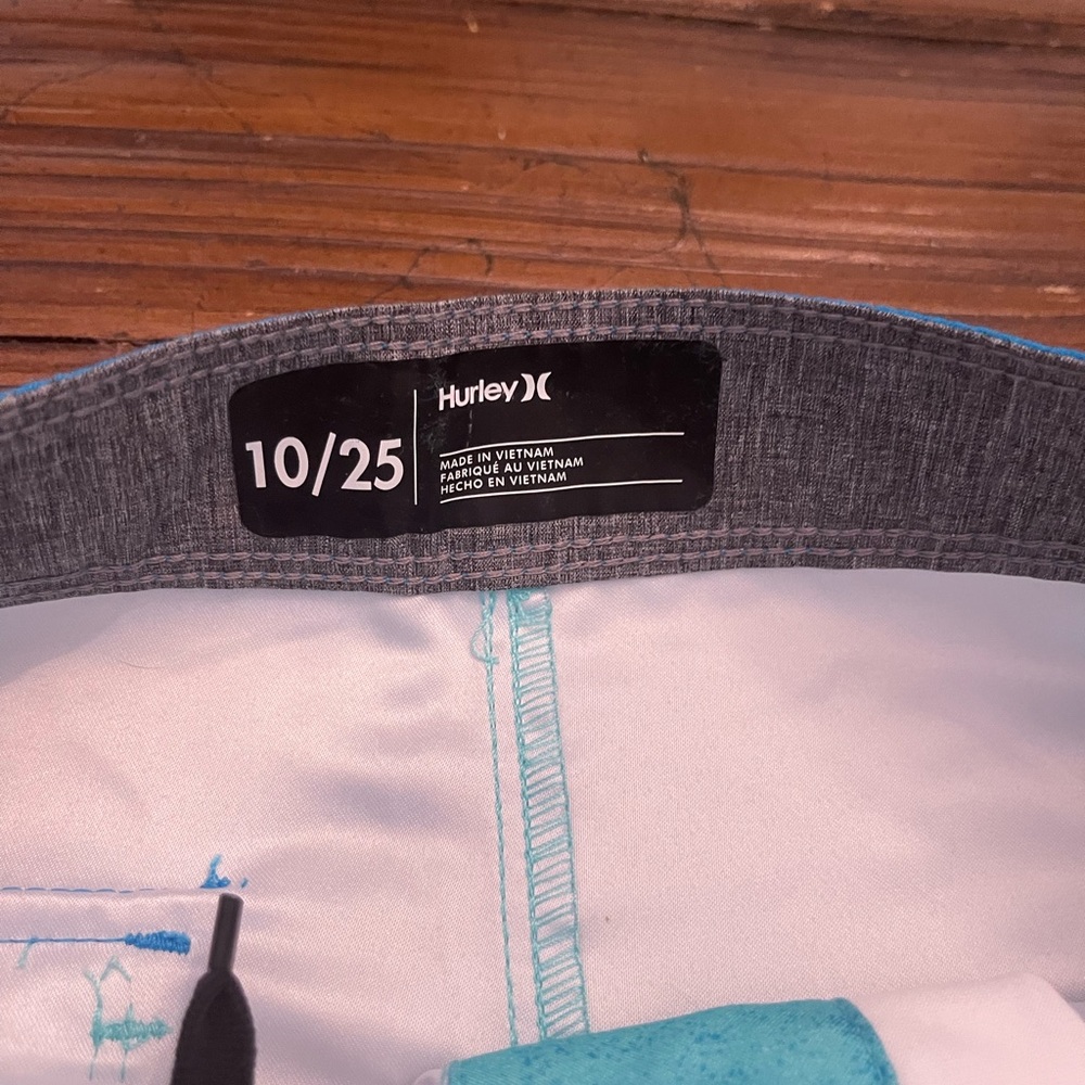 Hurley boys board shorts